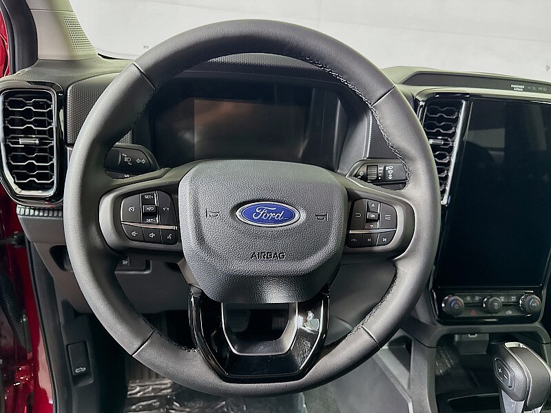 2025 Ford Ranger XLT - Photo 12