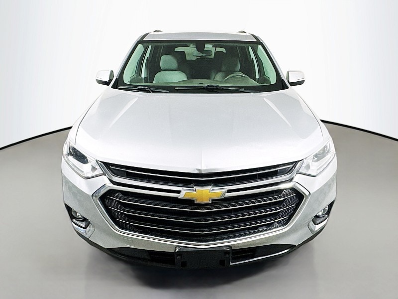 Used 2019 Chevrolet Traverse 1LT with VIN 1GNERGKW6KJ236095 for sale in Zanesville, OH