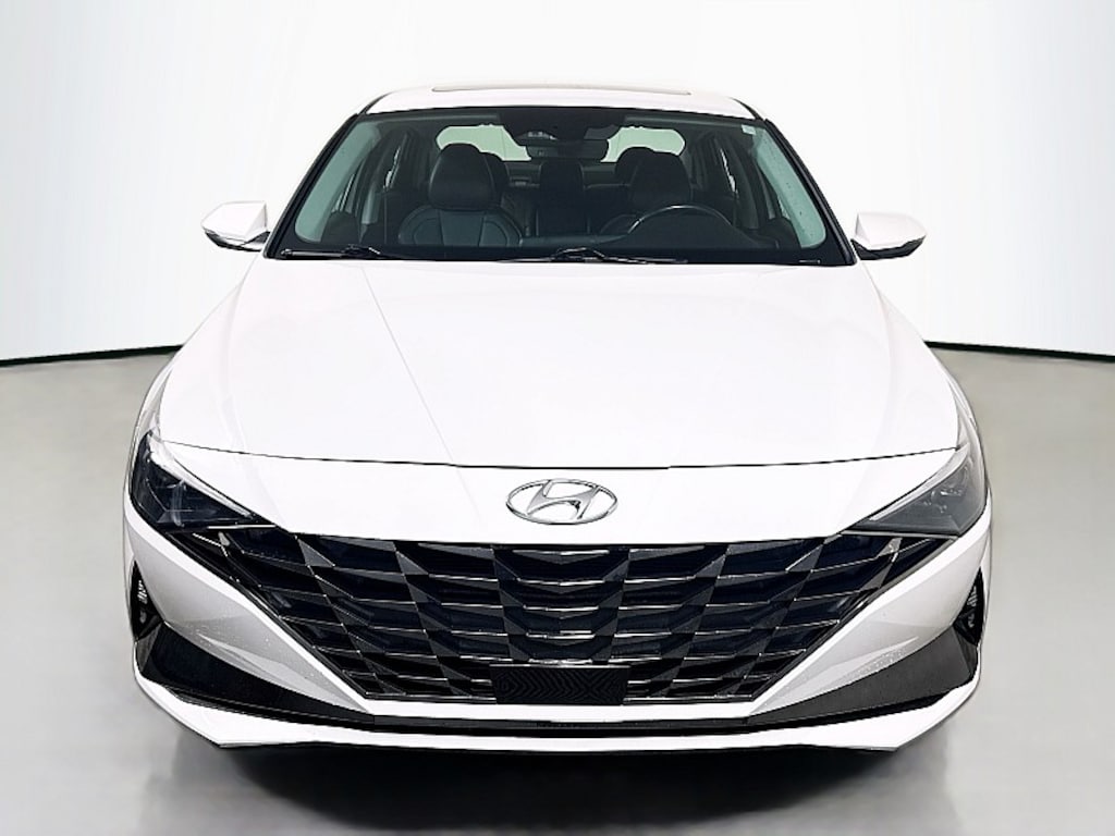Used 2023 Hyundai Elantra Limited Mid-Size Car