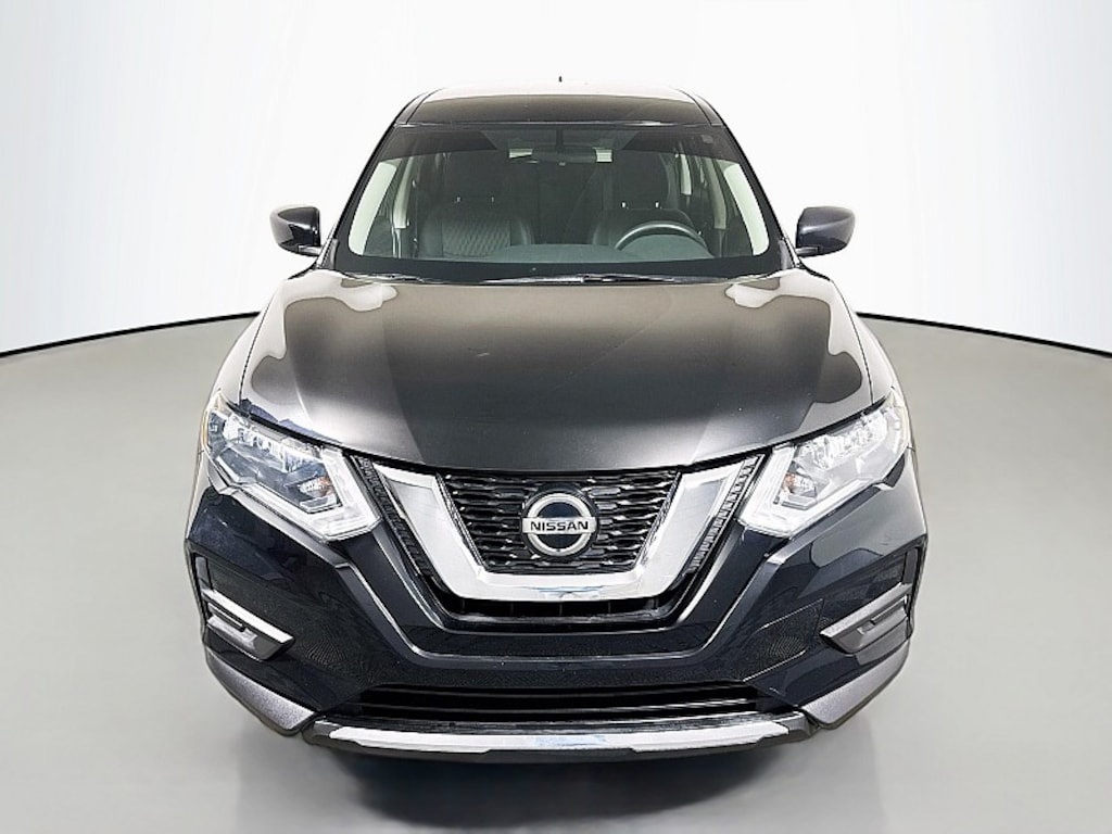 Used 2018 Nissan Rogue S Crossover SUV