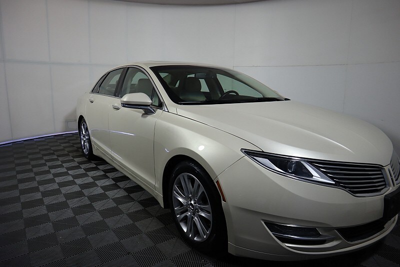 Used 2015 Lincoln MKZ Base with VIN 3LN6L2J96FR612623 for sale in Zanesville, OH