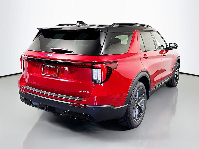 2025 Ford Explorer ST-Line - Photo 7