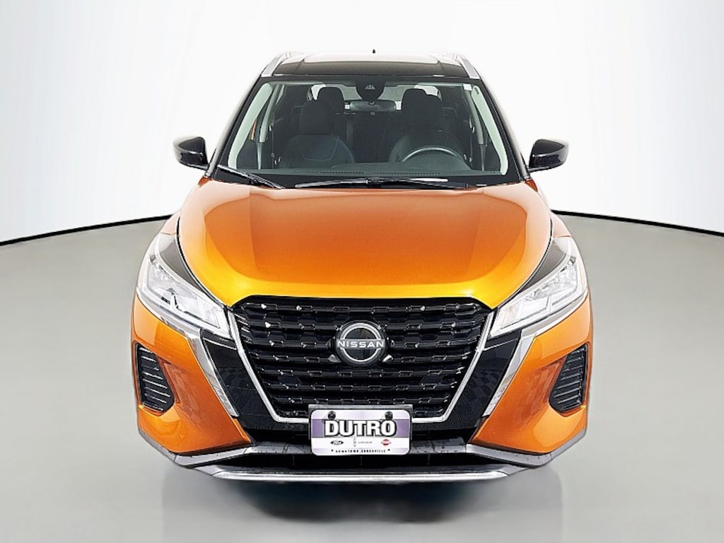 Used 2024 Nissan Kicks SV Compact SUV