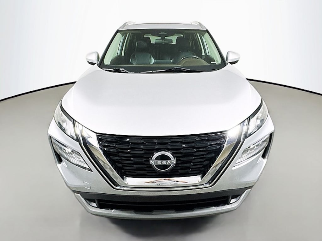 Used 2023 Nissan Rogue SV Crossover SUV