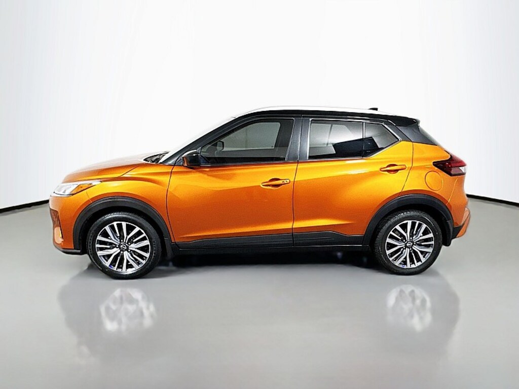 Used 2024 Nissan Kicks SV Compact SUV