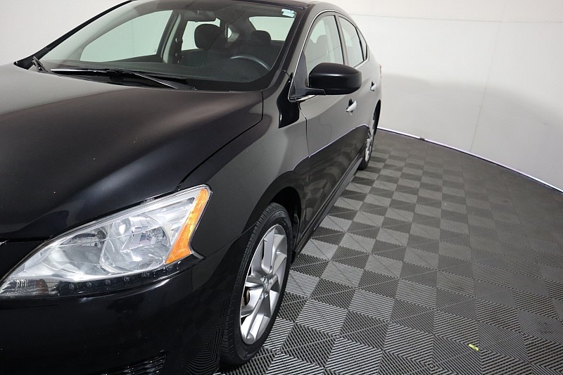 Used 2013 Nissan Sentra SR with VIN 3N1AB7AP2DL777567 for sale in Zanesville, OH