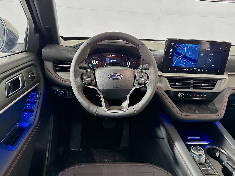 2025 Ford Explorer ST-Line - Photo 24