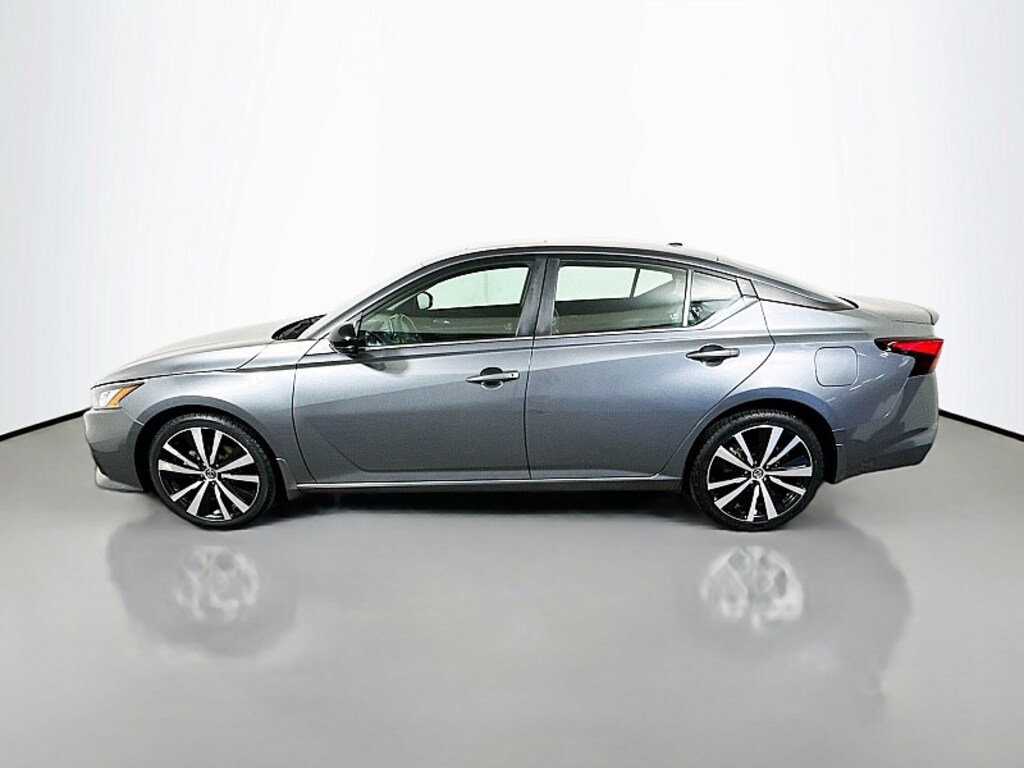 Used 2019 Nissan Altima 2.5 SR Mid-Size Car