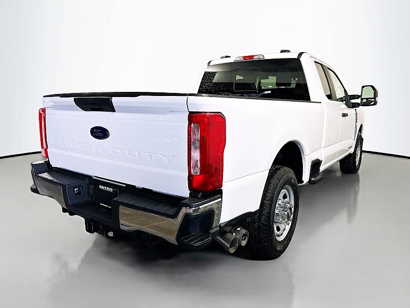2026 Ford F-350 Super Duty XL - Photo 7