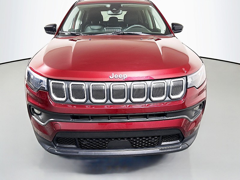 Used 2022 Jeep Compass Latitude with VIN 3C4NJDBB5NT128642 for sale in Zanesville, OH