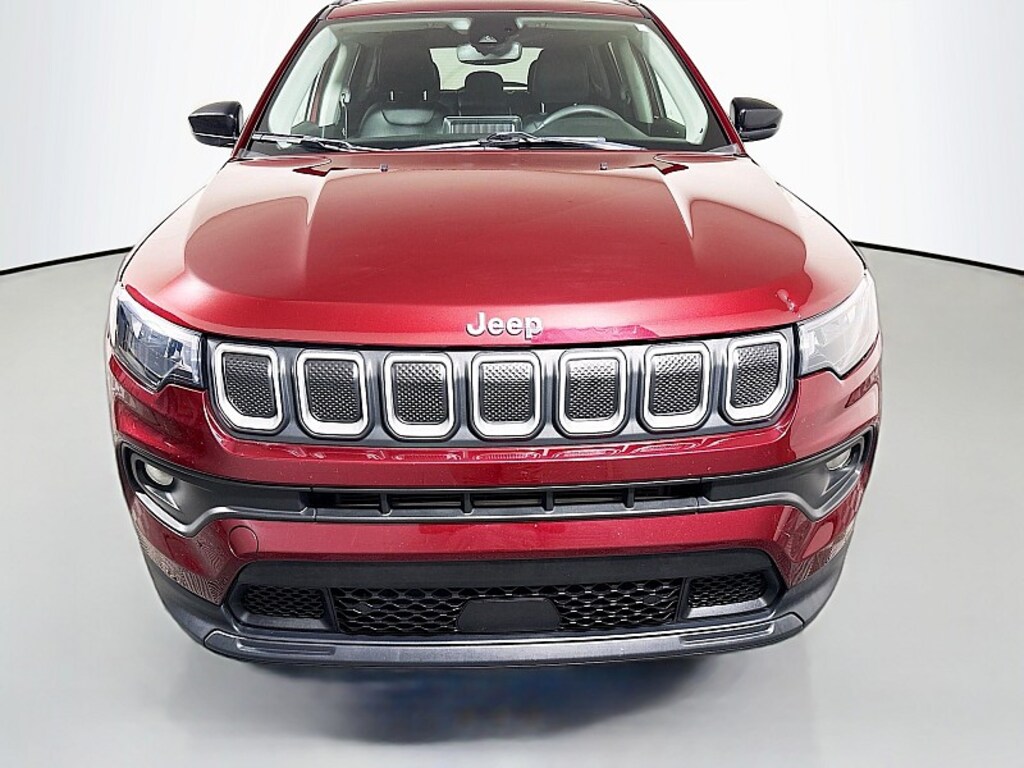 Used 2022 Jeep Compass Latitude Compact SUV