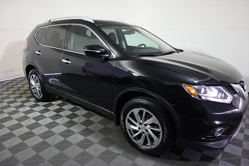 Used 2014 Nissan Rogue SL with VIN 5N1AT2MV2EC771381 for sale in Zanesville, OH