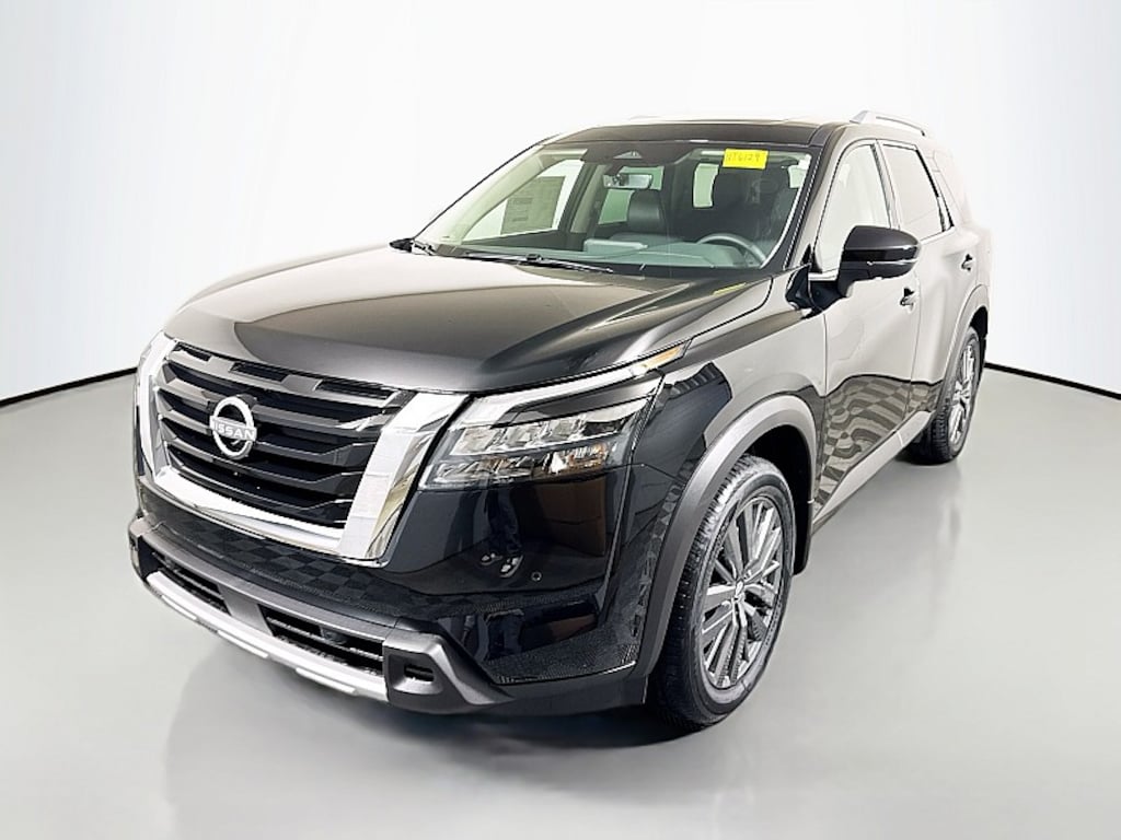 New 2025 Nissan Pathfinder SL Full Size SUV