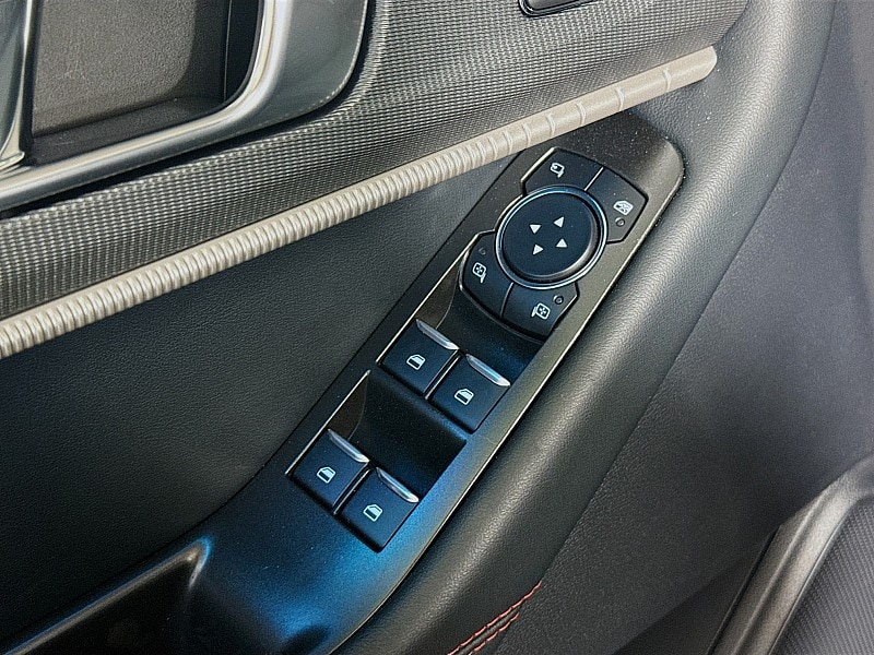 2025 Ford Explorer ST-Line - Photo 20