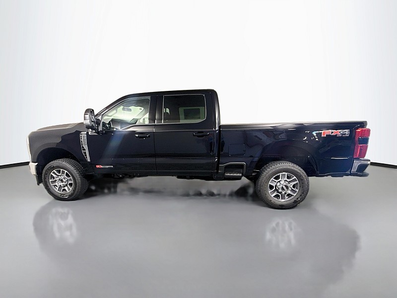 New 2027 Ford Super Duty F-250® Lariat® TRUCK