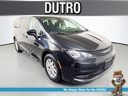 2023 Chrysler Voyager LX Full Size Van