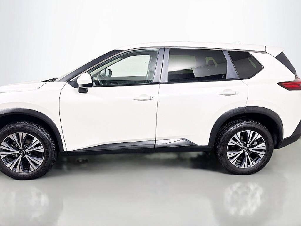 Used 2023 Nissan Rogue SV Crossover SUV