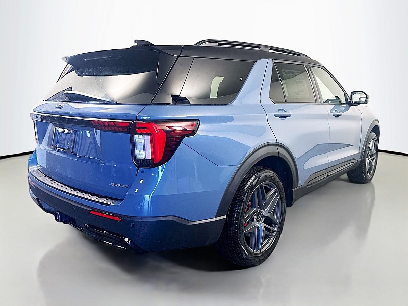2025 Ford Explorer ST-Line - Photo 7