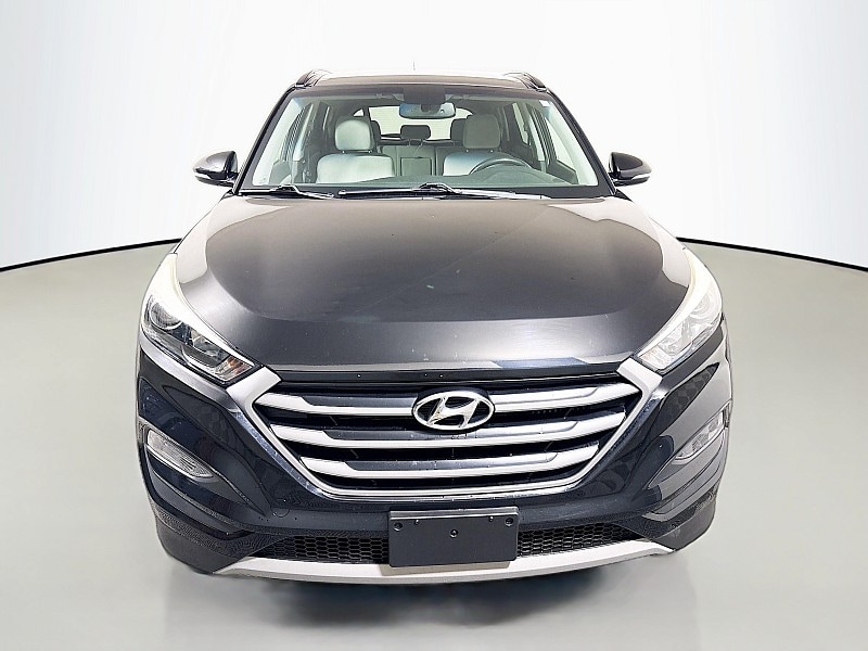 Used 2017 Hyundai Tucson Value with VIN KM8J33A21HU548912 for sale in Zanesville, OH