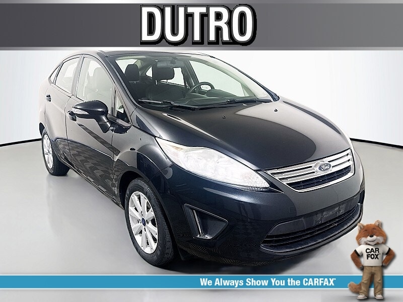 2013 Ford Fiesta SE Sedan's photo