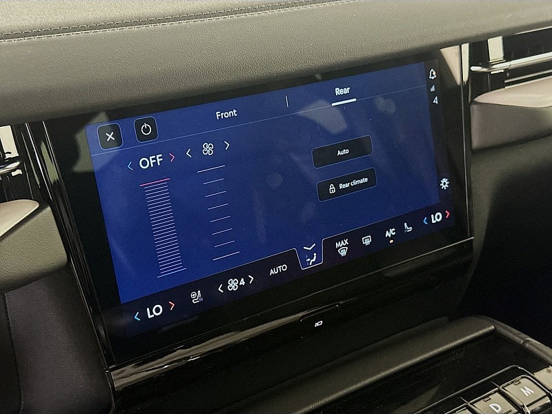 2027 Lincoln Navigator Reserve - Photo 18