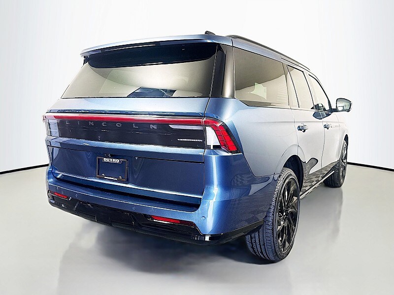 2027 Lincoln Navigator Reserve - Photo 7