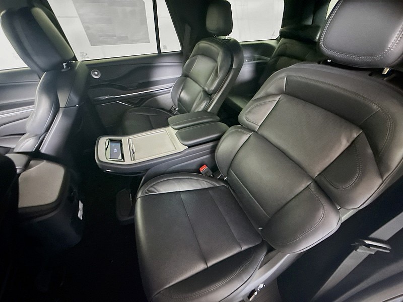 2027 Lincoln Navigator Reserve - Photo 24