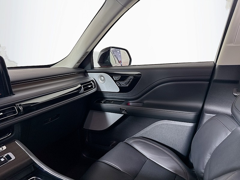 2025 Lincoln Aviator Reserve - Photo 26
