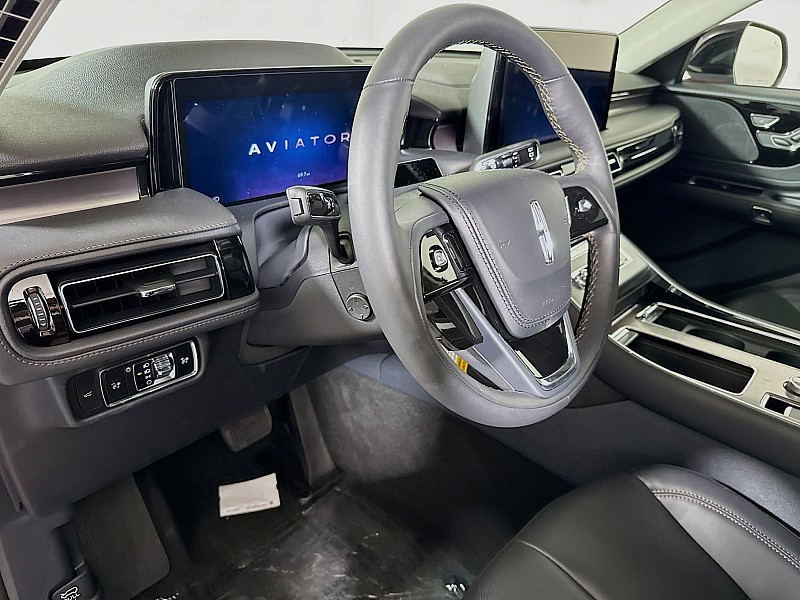 2026 Lincoln Aviator Premiere - Photo 9