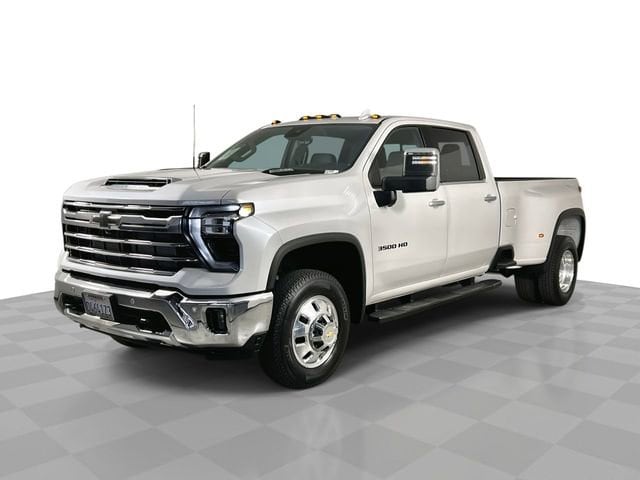 2024 Chevrolet Silverado HD LTZ Crew Cab Long Box DRW's photo