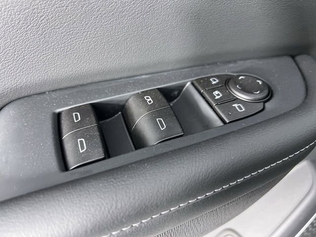 2026 Buick Enclave Preferred - Photo 23
