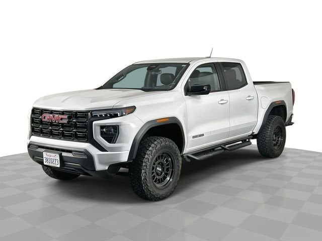 2023 GMC Canyon 2WD Elevation Crew Cab Short Box's photo