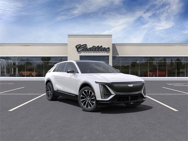 2025 Cadillac LYRIQ Sport 2's photo