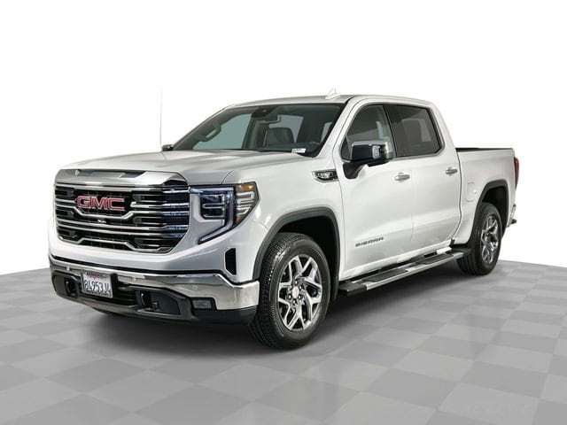 2026 GMC Sierra 2WD Crew Cab Short Box SLT's photo