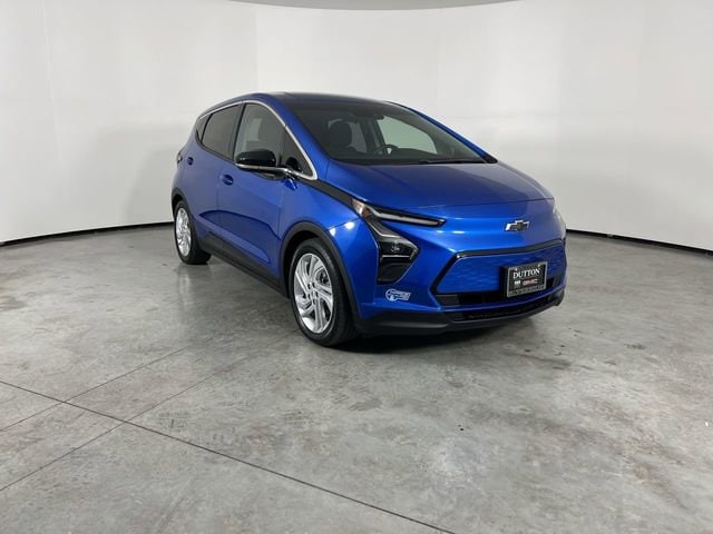 Used 2022 Chevrolet Bolt EV LT with VIN 1G1FW6S0XN4105162 for sale in Riverside, CA