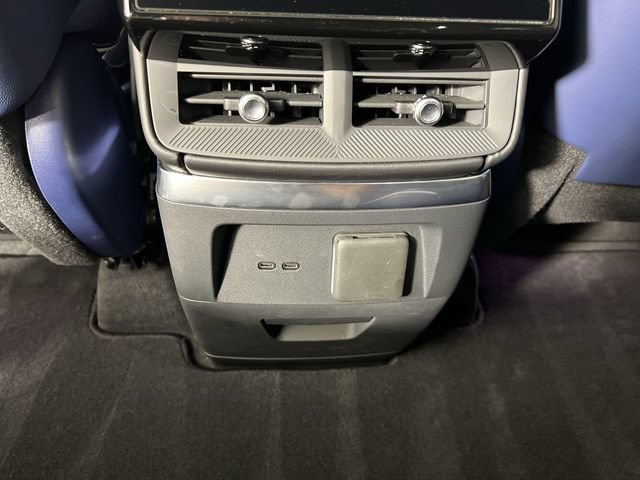 2026 Cadillac VISTIQ Premium Luxury - Photo 21