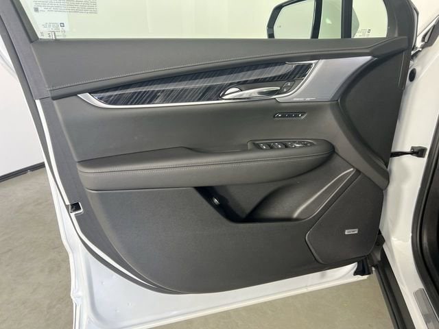 2025 Cadillac XT6 Premium Luxury - Photo 23