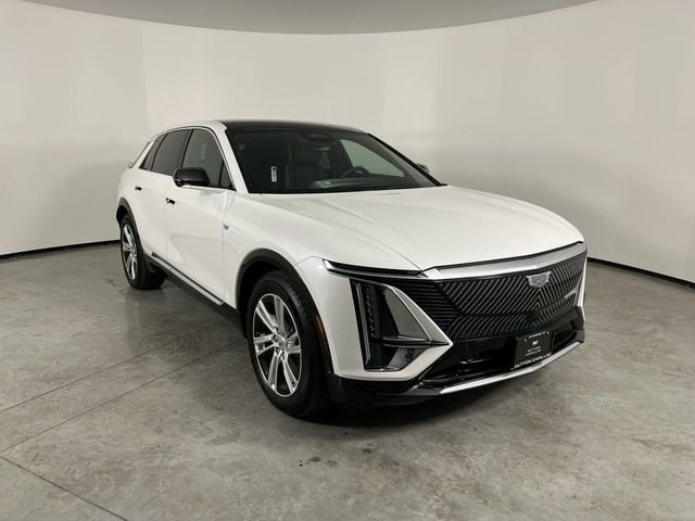Used 2024 Cadillac LYRIQ Tech with VIN 1GYKPMRK7RZ123460 for sale in Riverside, CA