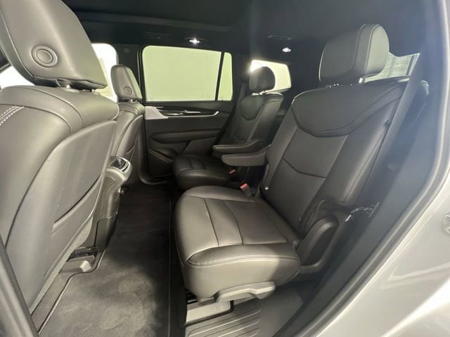 2025 Cadillac XT6 Premium Luxury - Photo 26