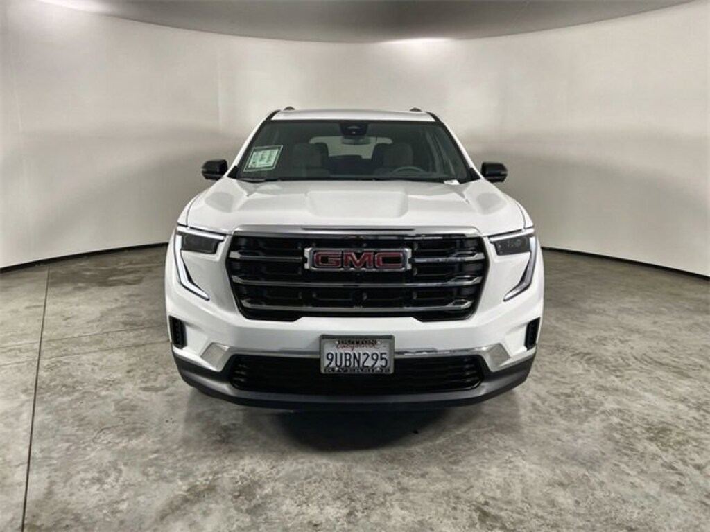 Used 2025 GMC Acadia Elevation SUV