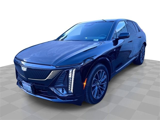 2026 Cadillac LYRIQ Sport's photo