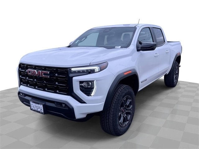 2025 GMC Canyon Elevation's photo