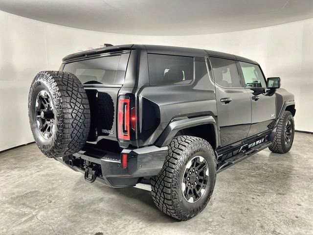 2024 GMC HUMMER EV SUV 2X photo 3
