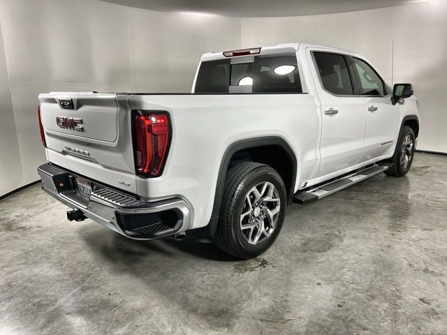 2026 GMC Sierra 1500 SLT photo 3