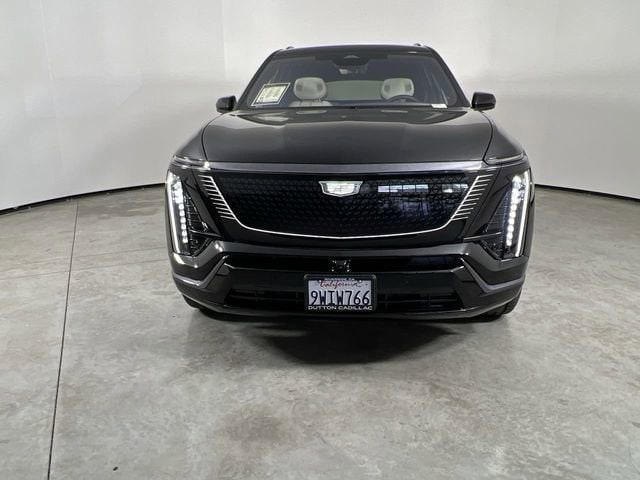 2026 CADILLAC VISTIQ Sport photo 2