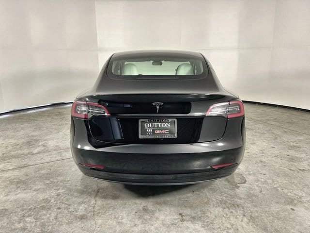 2023 Tesla Model 3 photo 6