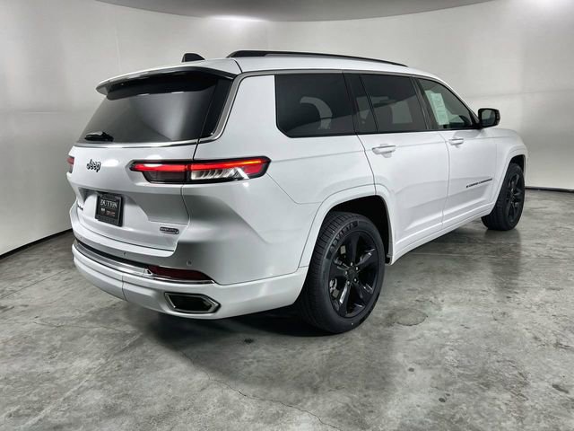 2023 Jeep Grand Cherokee L Overland 4x4 photo 3