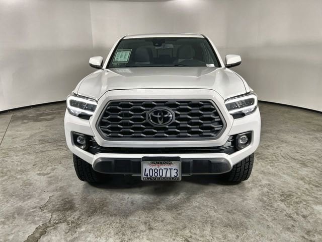 2023 Toyota Tacoma TRD Off Road photo 2