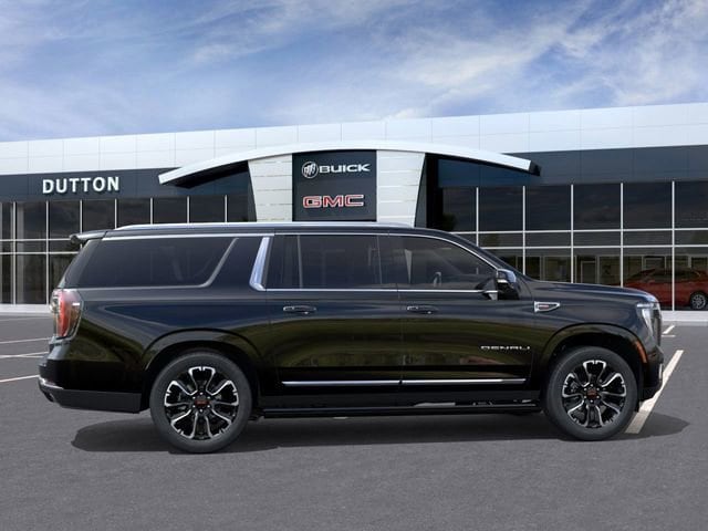 2026 GMC Yukon XL Denali photo 4