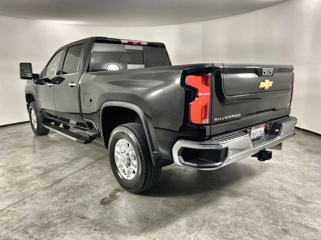 2024 Chevrolet Silverado 2500 HD LTZ photo 5
